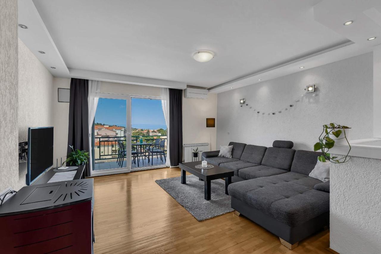 Urban Apartment Makarska Esterno foto